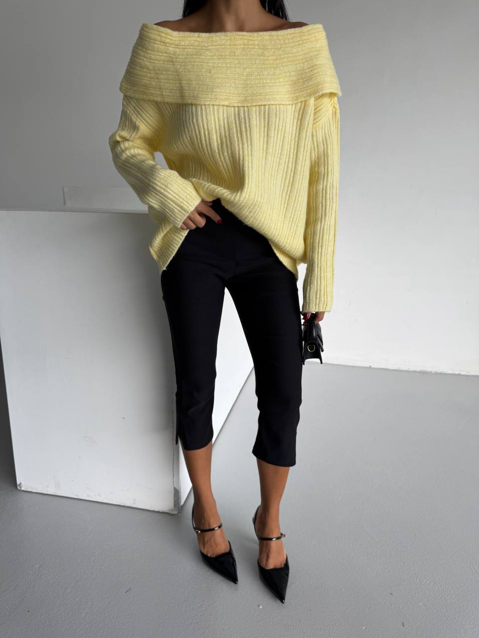 CORA KNITTED TOP